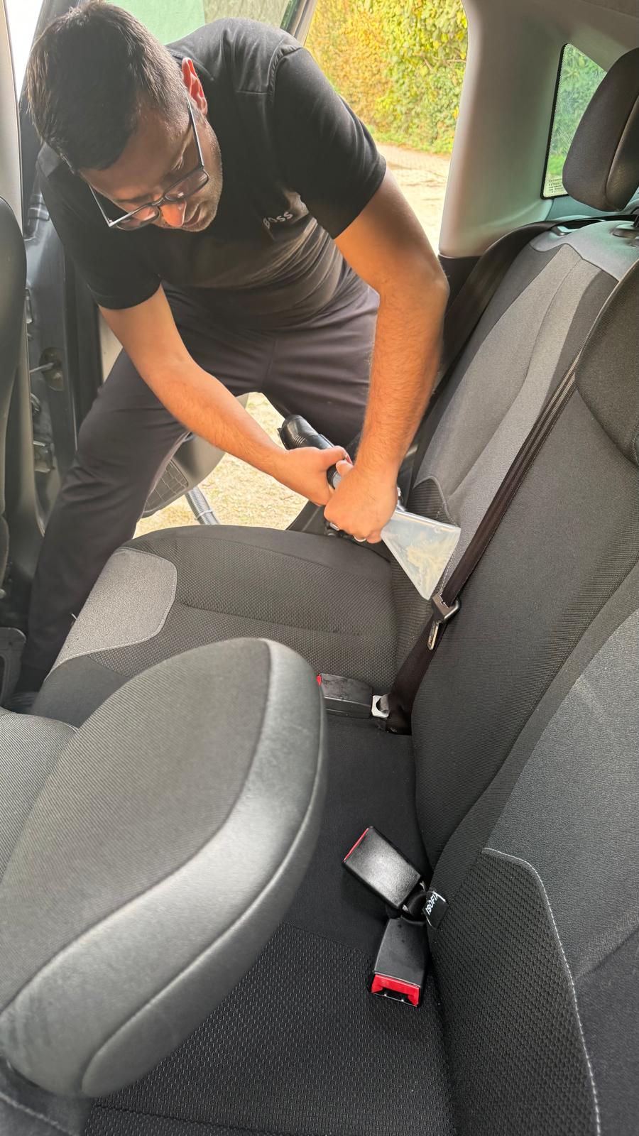 Duru Buharlı Koltuk Yıkama